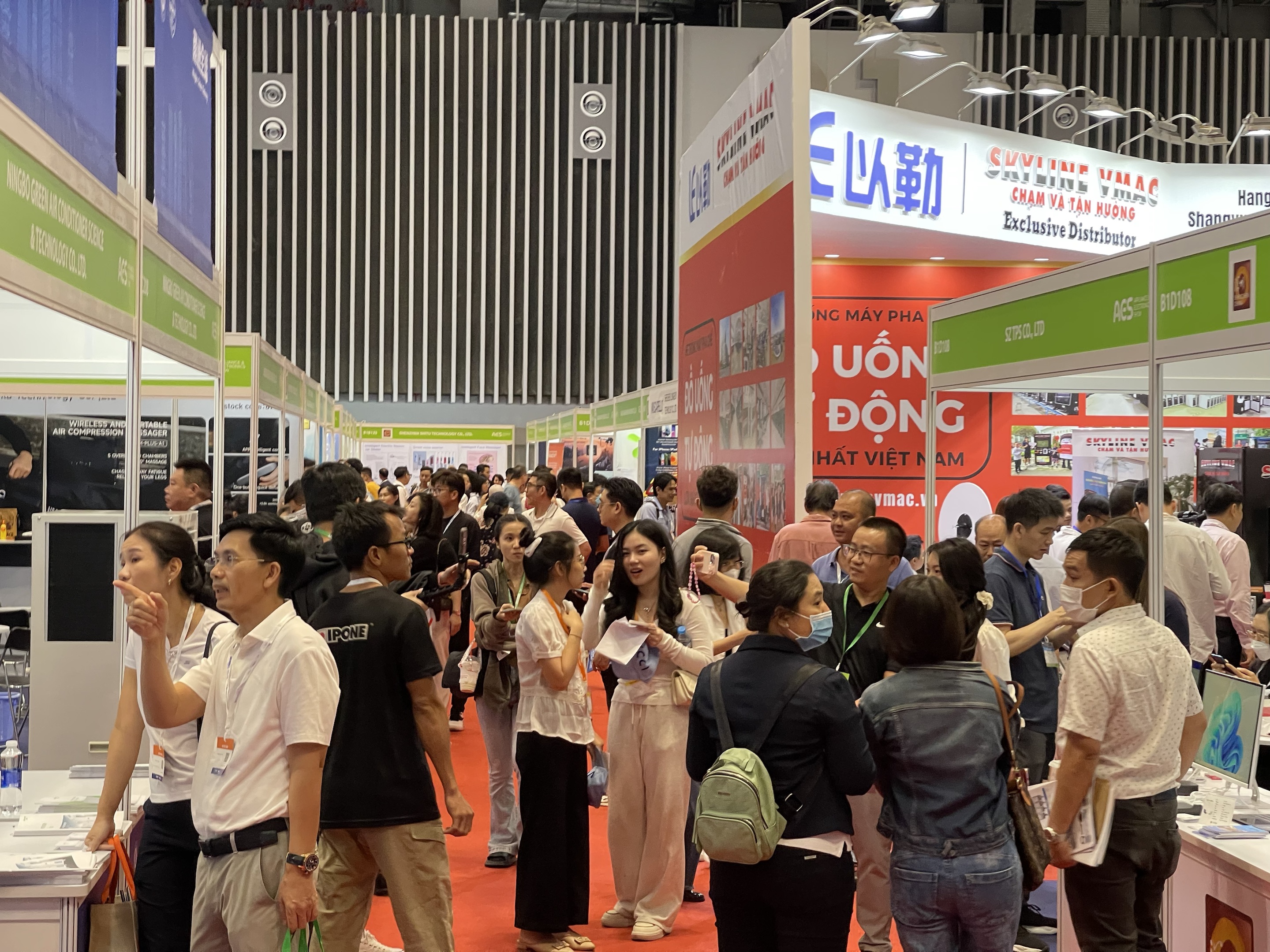 到展买家22,000+人，硕果满载！第三届AES越南展华丽收官！