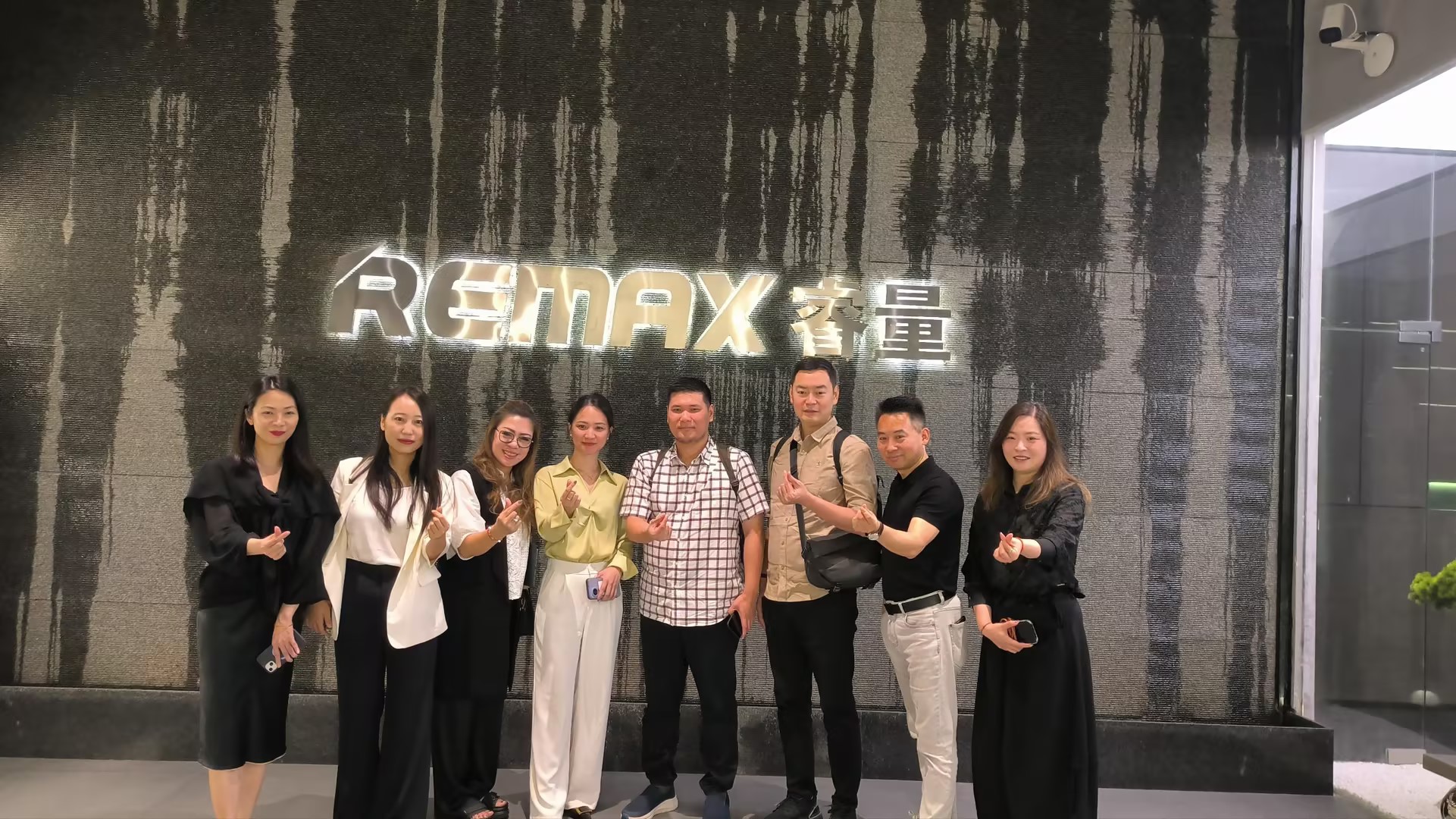 【深入考察】印尼电子零售巨擘Electronic City高层代表团亲临中国工厂